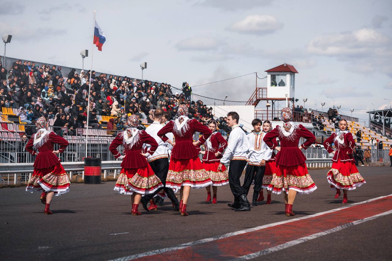 Открытие летнего сезона на Красном кольце!